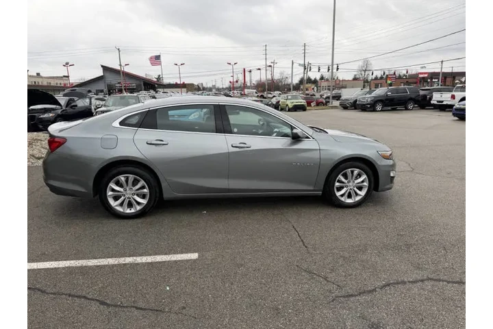 $14850 : 2023 Malibu LT image 8