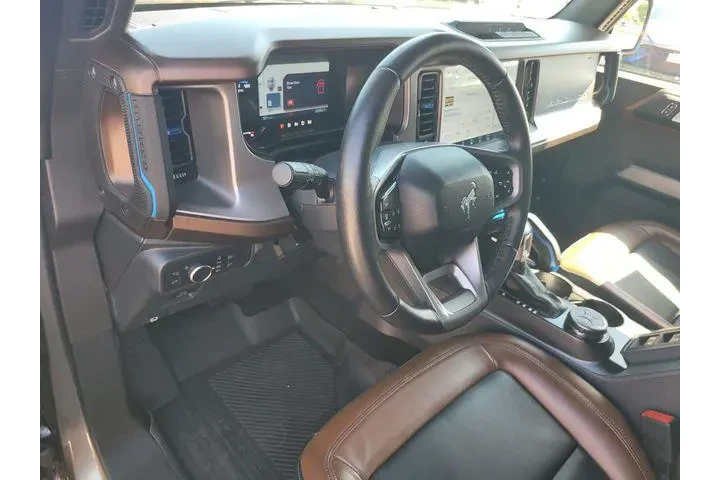 $38852 : Ford Bronco 2022 4x4 Outer B image 9