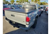 $27990 : Toyota Tacoma 2020 4x4 TRD O thumbnail