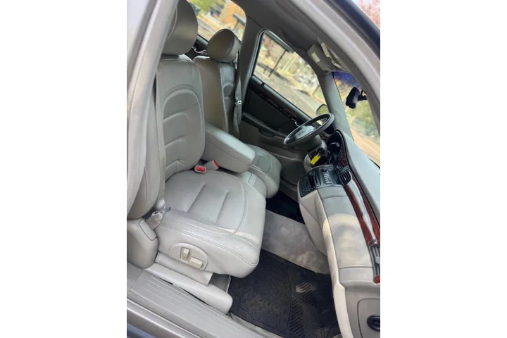 $4500 : 2001 DeVille image 7