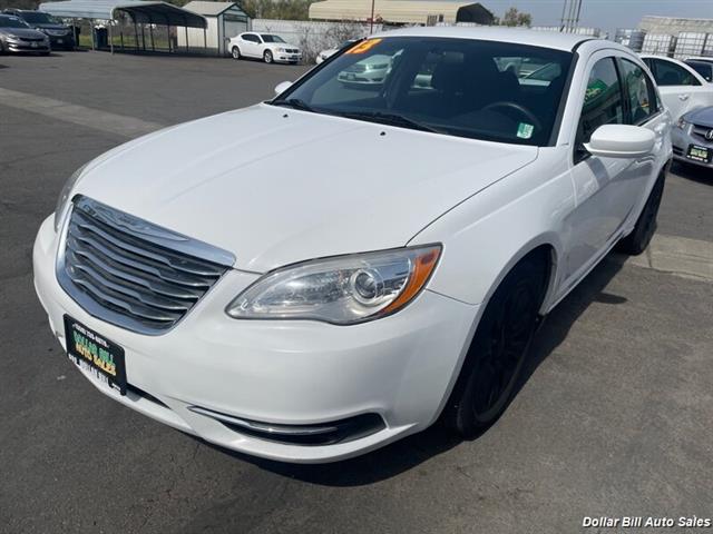 $9950 : 2013 200 LX Sedan image 1