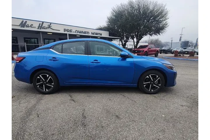 $19398 : Nissan Sentra 2024 SV 4dr Se image 2