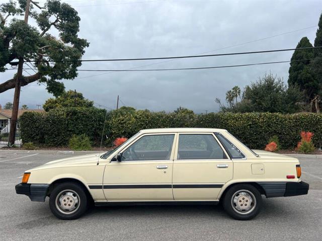 $3900 : 1984 Camry Deluxe image 3