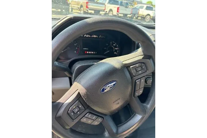 $21571 : Ford F-150 2020 4x2 XL 4dr S image 8