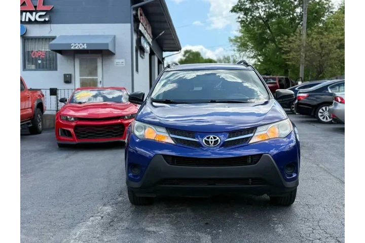 $11995 : 2015 RAV4 LE image 4