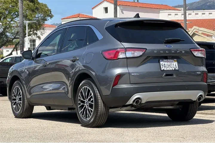 $21999 : Ford Escape Plug-In Hybrid 2 image 5