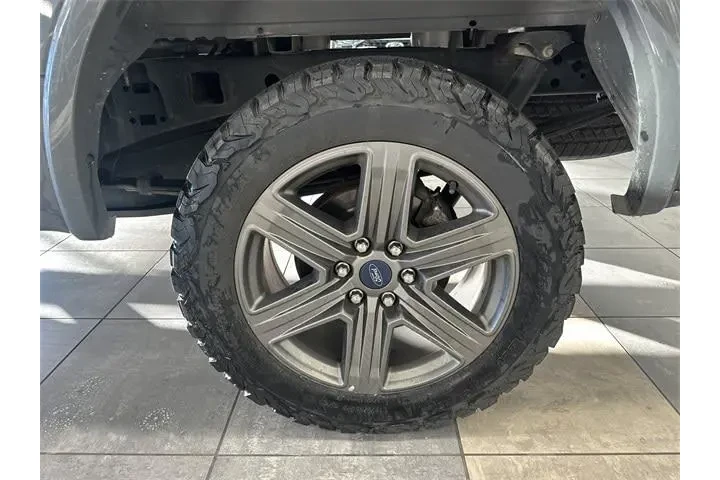 $24000 : Ford F-150 2020 4x4 XLT 4dr image 4