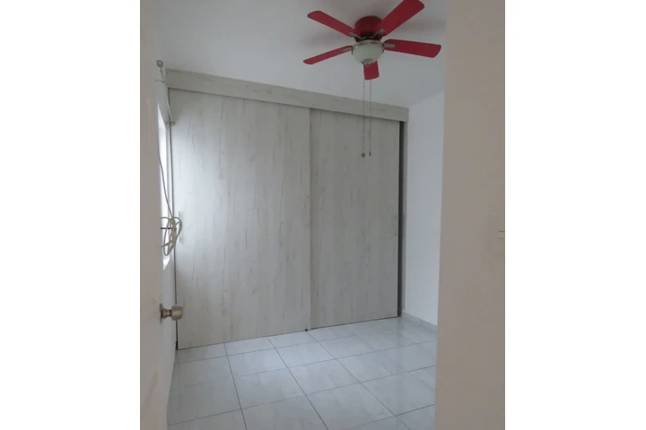 $2250000 : Venta Casa Paseos del Bosque image 7