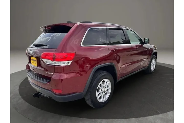 $15700 : 2019 Grand Cherokee Laredo image 8