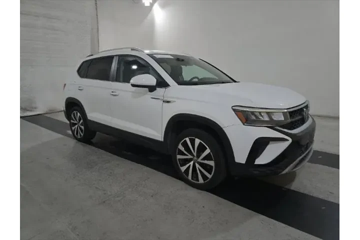 $17490 : Volkswagen Taos 2022 SE 4dr image 3