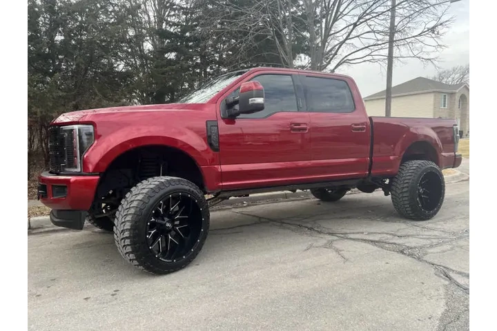 $44997 : 2019 F-250 Super Duty Lariat image 7