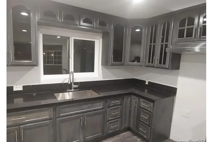 $1900 : Bell Gardens colder-sac, close image 1