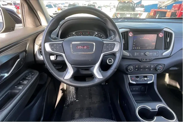 $22599 : GMC Terrain 2024 SLE 4dr SUV image 5