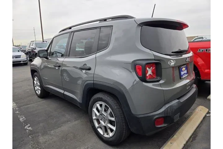 $17991 : Jeep Renegade 2021 Sport 4dr image 2