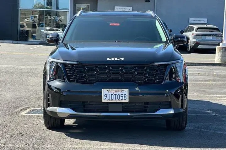 $31819 : Kia Sorento 2025 S 4dr SUV image 6