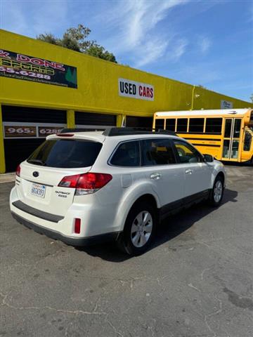 $7595 : 2010 Outback 2.5i Premium image 4