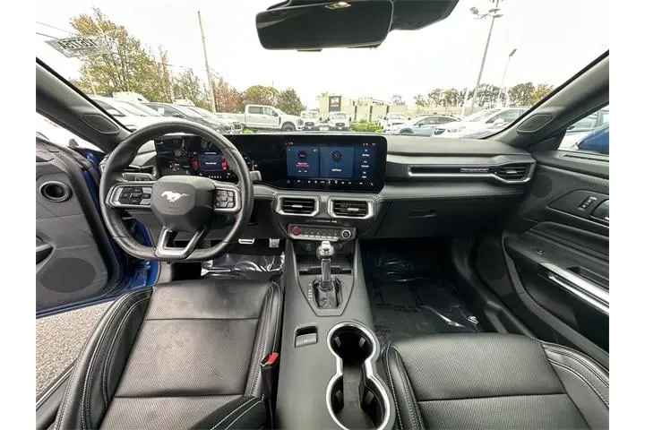 $32500 : Ford Mustang 2024 EcoBoost P image 3