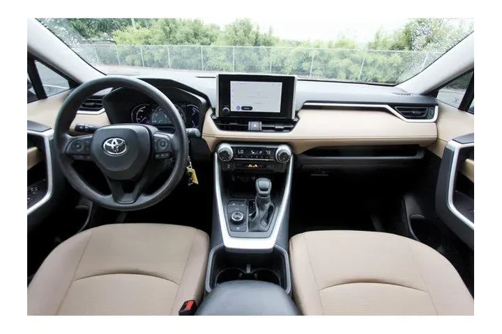 $32780 : Toyota RAV4 Hybrid 2025 AWD image 10