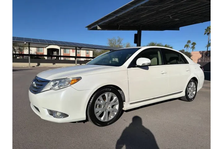 $8995 : 2011 Avalon image 4