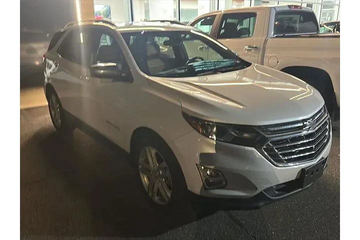$17587 : Chevrolet Equinox 2019 4x4 P image 2