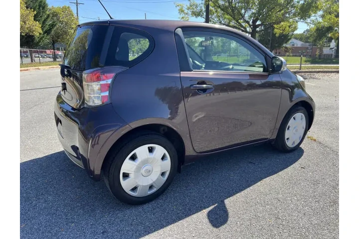 $7500 : 2013 iQ image 6