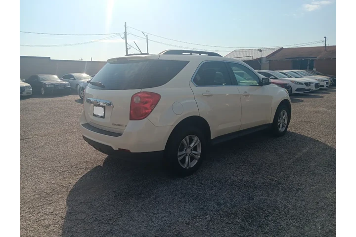 $3000 : 2015 Equinox LT image 4