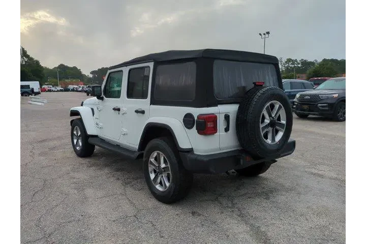 $33860 : Jeep Wrangler Unlimited 2021 image 6