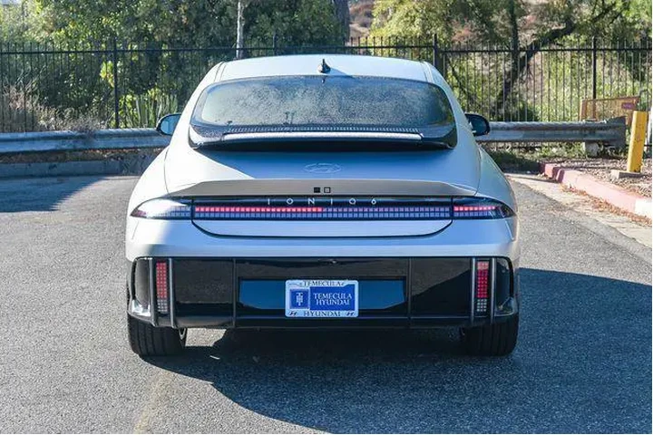 $29500 : Hyundai IONIQ 6 2024 AWD Lim image 6