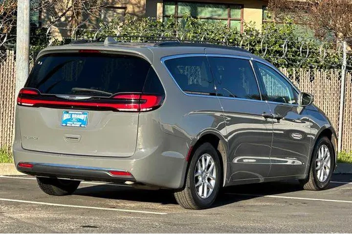 $20351 : Chrysler Pacifica 2022 Touri image 3