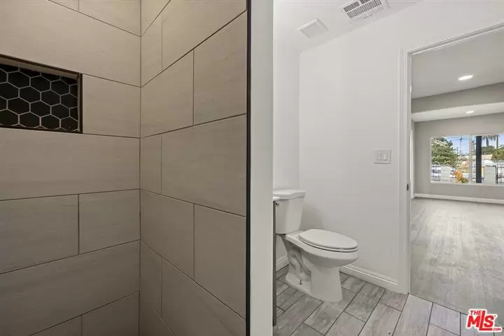 $1250 : Habitación privada con baño image 2