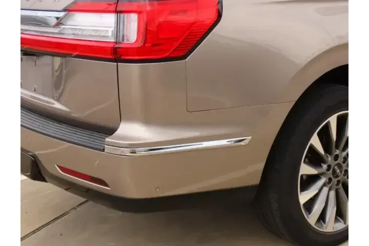 $39922 : Lincoln Navigator 2020 4x2 R image 10