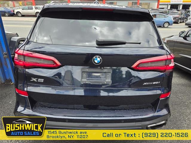 $33995 : Used 2019 X5 xDrive50i Sports image 5