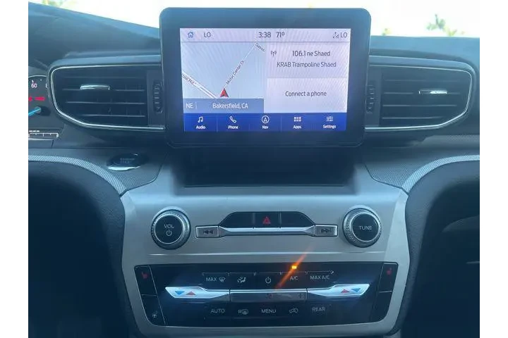 $25995 : Ford Explorer 2022 AWD XLT 4 image 8