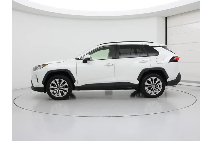 $32998 : Toyota RAV4 2021 Limited 4dr image 3