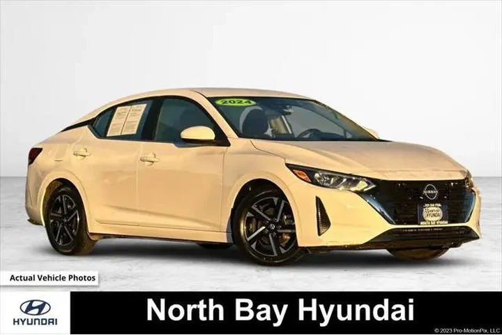 $17990 : Nissan Sentra 2024 SV 4dr Se image 1