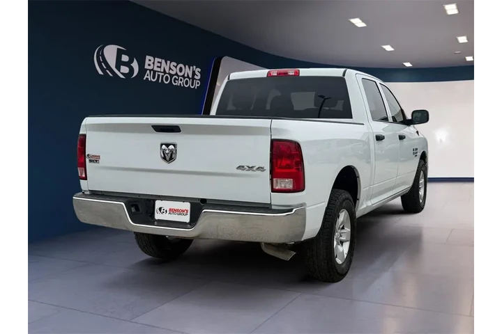 $29797 : Ram 1500 Classic 2023 4x4 SL image 5