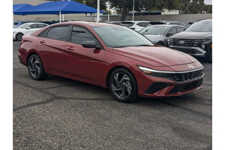 $22999 : Hyundai ELANTRA 2025 SEL Spo image 1