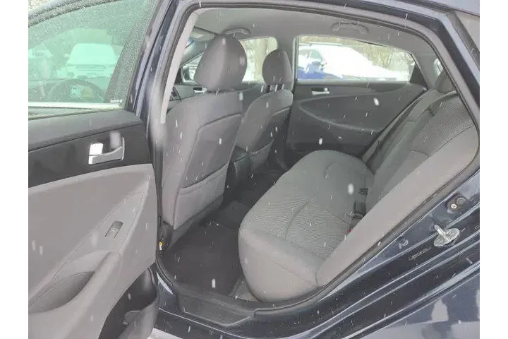 $8000 : Hyundai SONATA 2011 GLS 4dr image 9