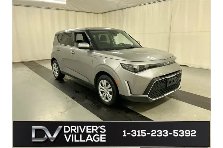 $16507 : Kia Soul 2023 LX 4dr Crossov image 1