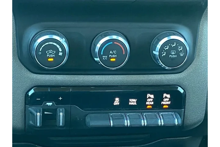 $24999 : Ram 1500 2020 4x4 Tradesman image 8