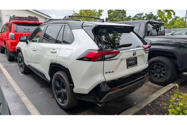 $35995 : Gold Certified 2020 RAV4 Hybr image 7