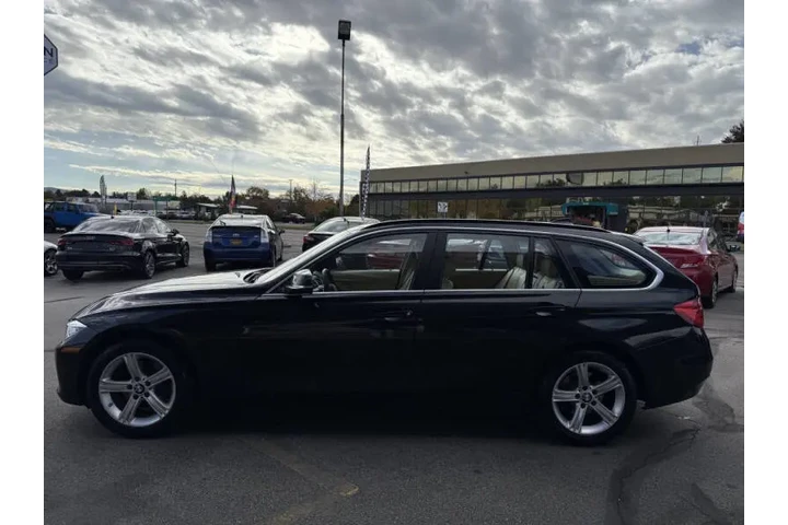 $13450 : 2015 BMW 3 Series 328i xDrive image 4