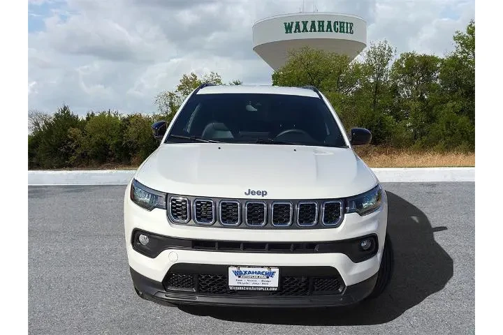 $20762 : Jeep Compass 2024 4x4 Latitu image 2