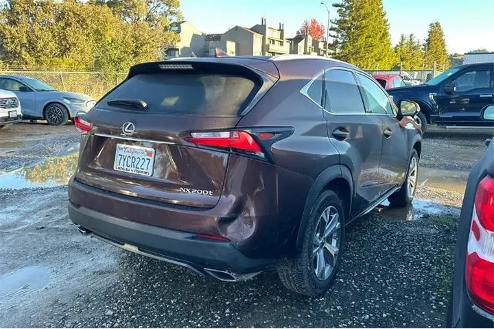 $24288 : Lexus NX 200t 2017 4dr Cross image 3