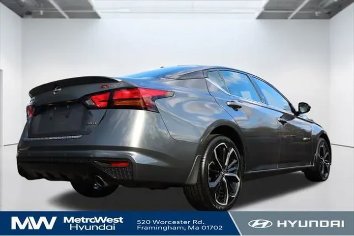 $22798 : Nissan Altima 2023 AWD 2.5 S image 5