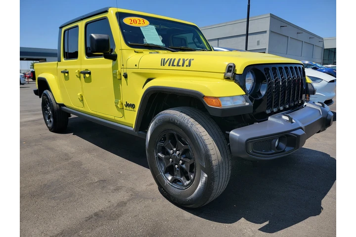 2023 Jeep Gladiator Willys image 1