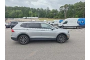 $15990 : Volkswagen Tiguan 2021 AWD S thumbnail