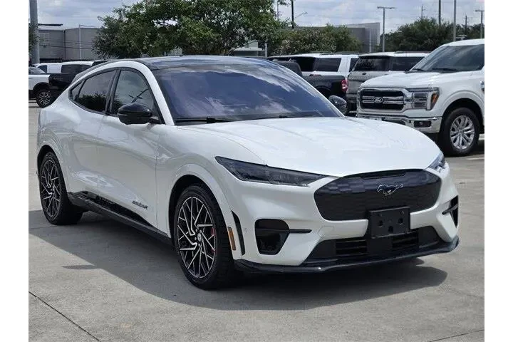 $37477 : Ford Mustang Mach-E 2023 AWD image 3