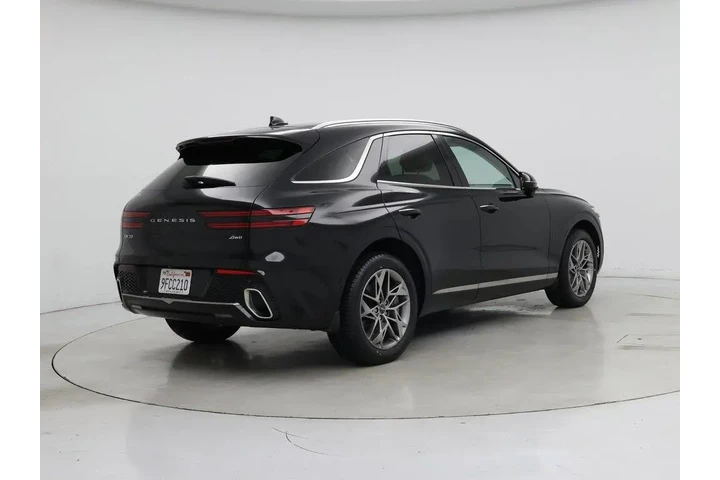 $37998 : Genesis GV70 2023 AWD 2.5T S image 8