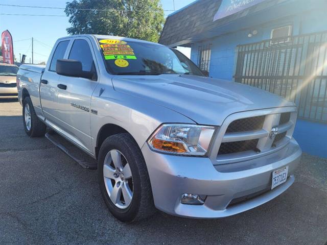 $15999 : 2012 RAM 1500 ST image 1